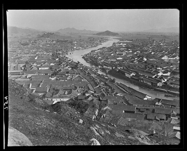 甘博拍摄的余姚城