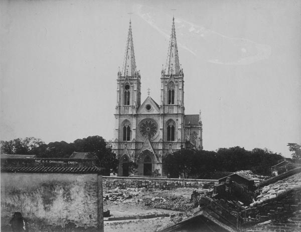 竣工的石室圣心大教堂